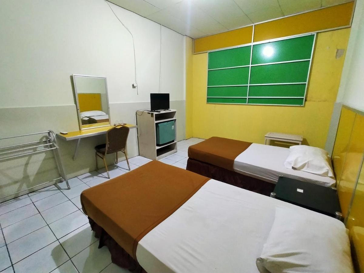 Hotel Nirwana Ternate Redpartner Zewnętrze zdjęcie